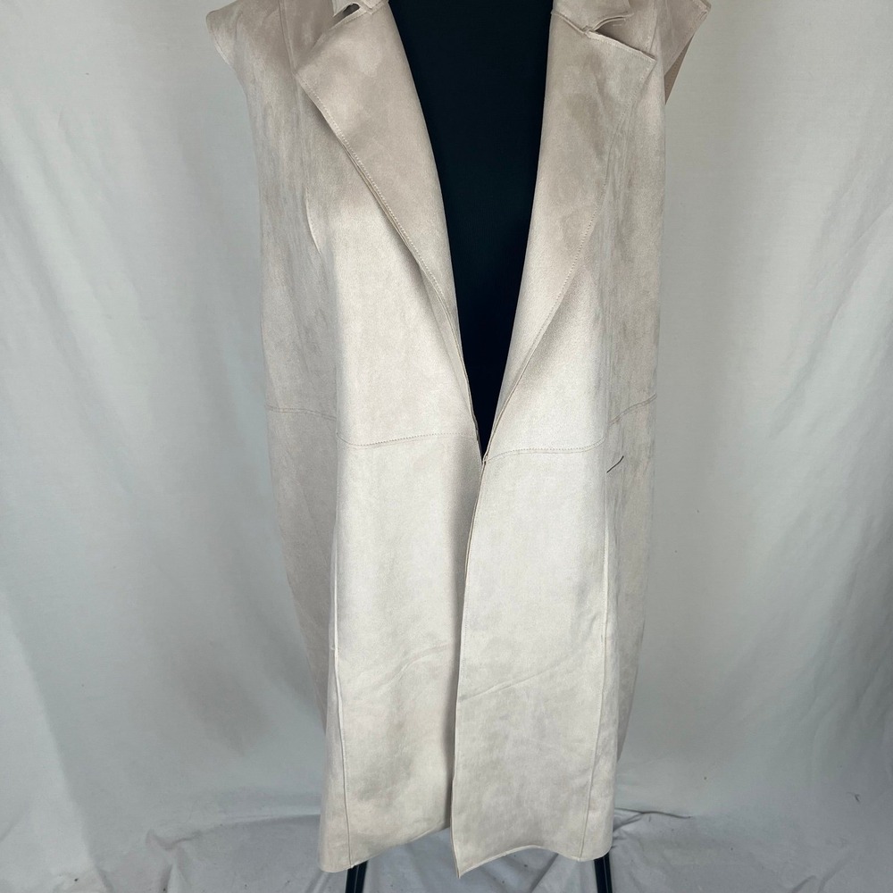 Tahari Faux Leather vest size 2X NWT